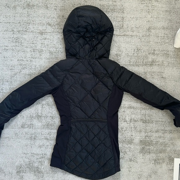 Lululemon Puffer Jacket - Picture 2 of 4